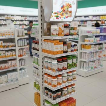 standy-i-ekspozytory-mreametal-06